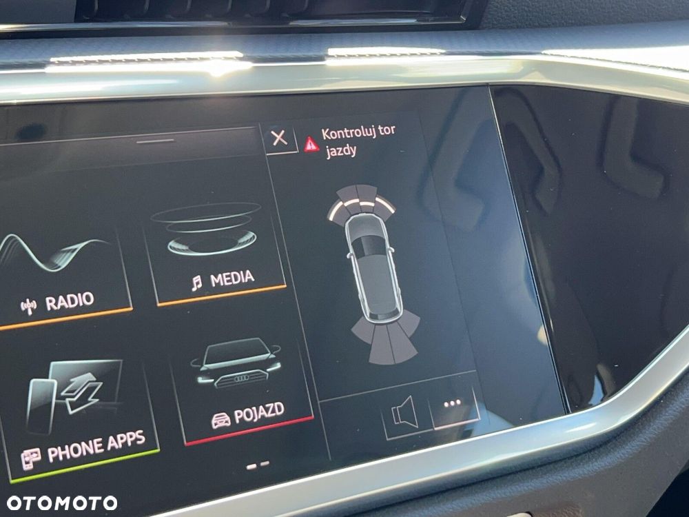 Audi Q3 - 22