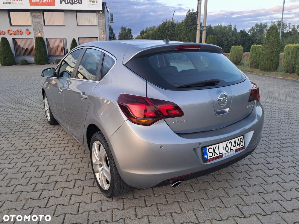 Opel Astra 1.4 Turbo Innovation - 16
