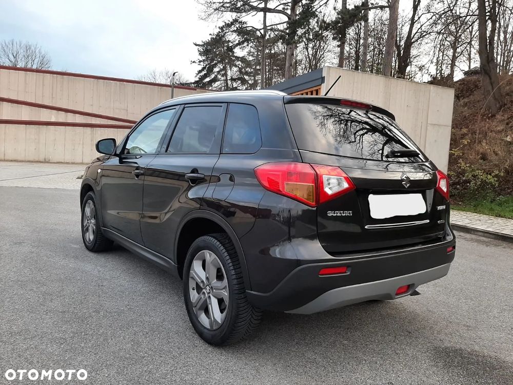 Suzuki Vitara 1.6 DDiS (4x4) Allgrip Comfort - 11