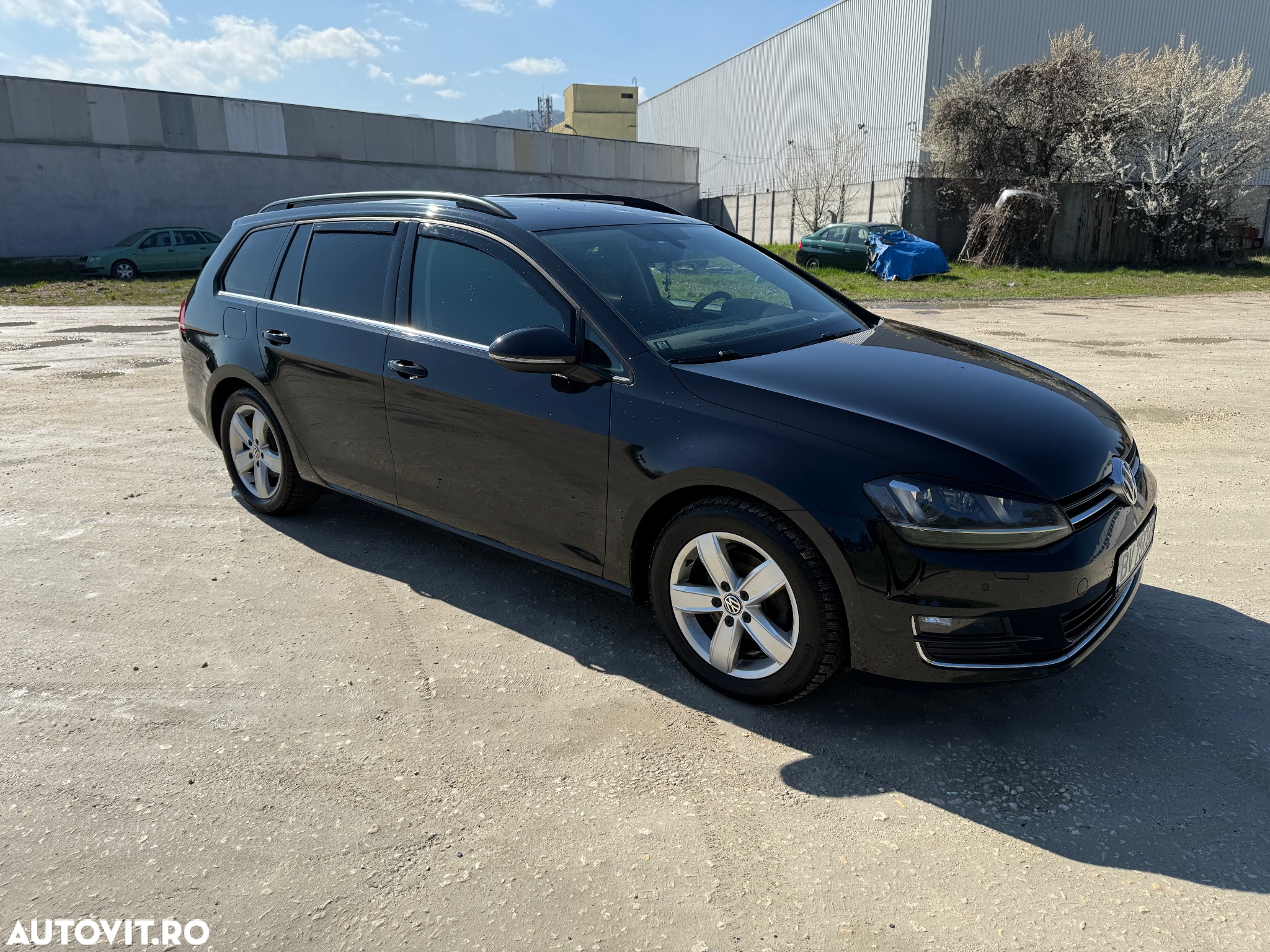 Volkswagen Golf 2.0 TDI (BlueMotion Technology) Highline - 4