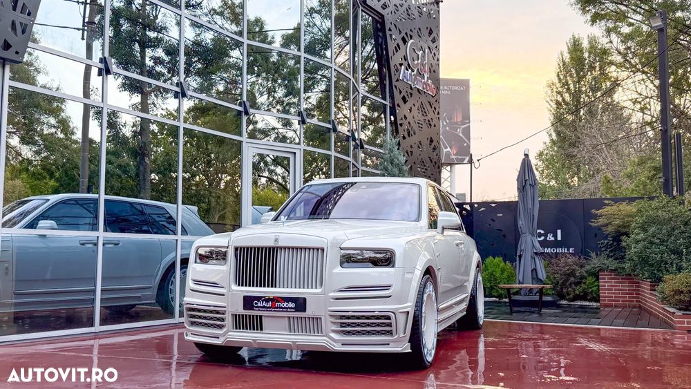 Rolls-Royce Cullinan Standard - 32