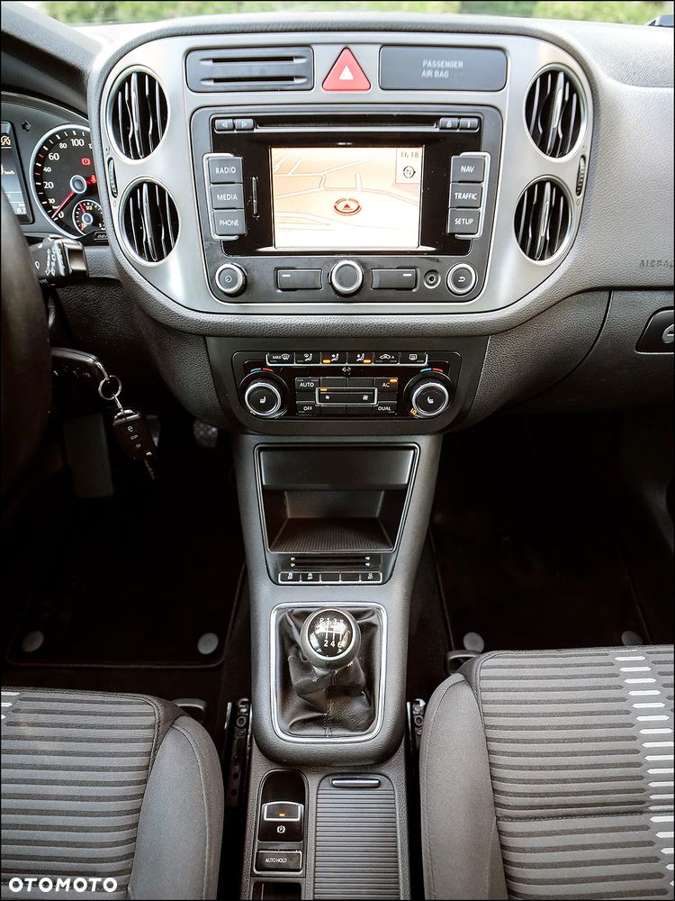 Volkswagen Tiguan - 28
