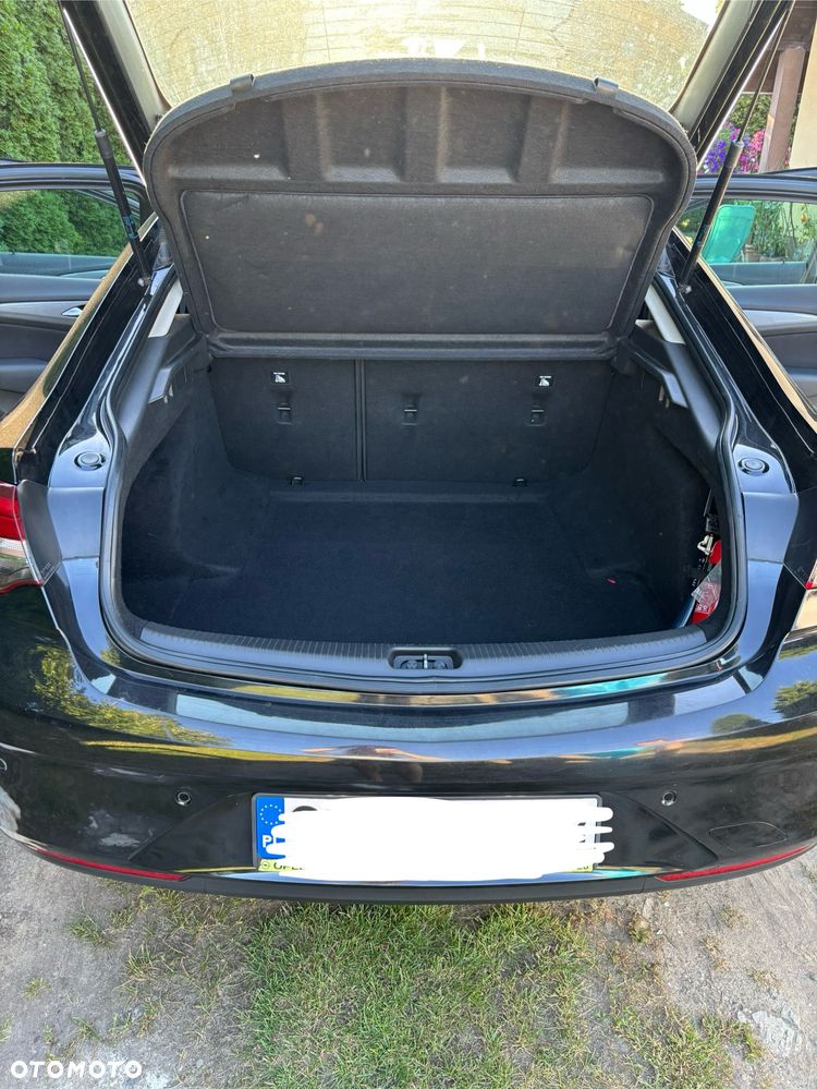 Opel Insignia 1.5 T Enjoy S&S - 9