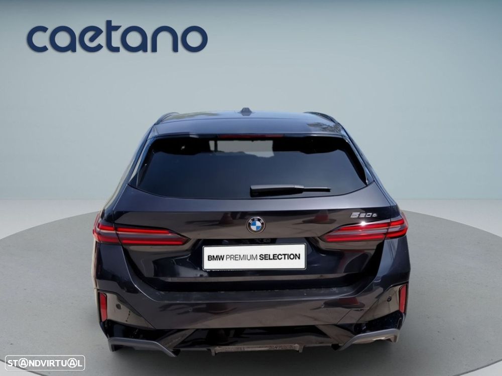 BMW 520 d Pack Desportivo M - 7