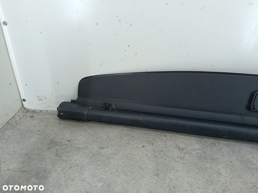 ROLETA BAGAŻNIKA  VW TOURAN I 1T0867871S 1.9 TDI - 5