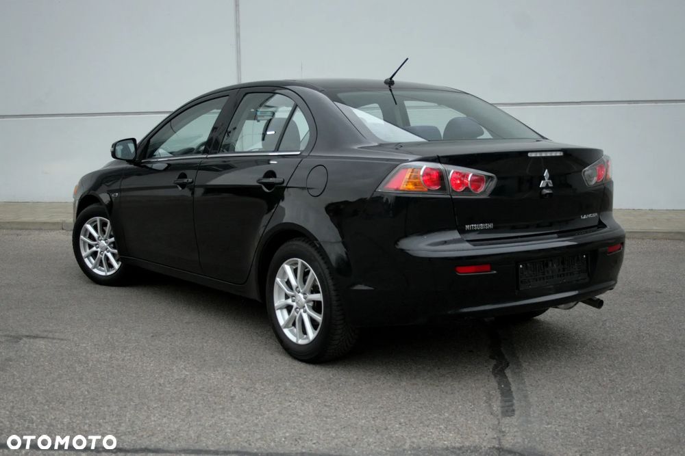 Mitsubishi Lancer - 9