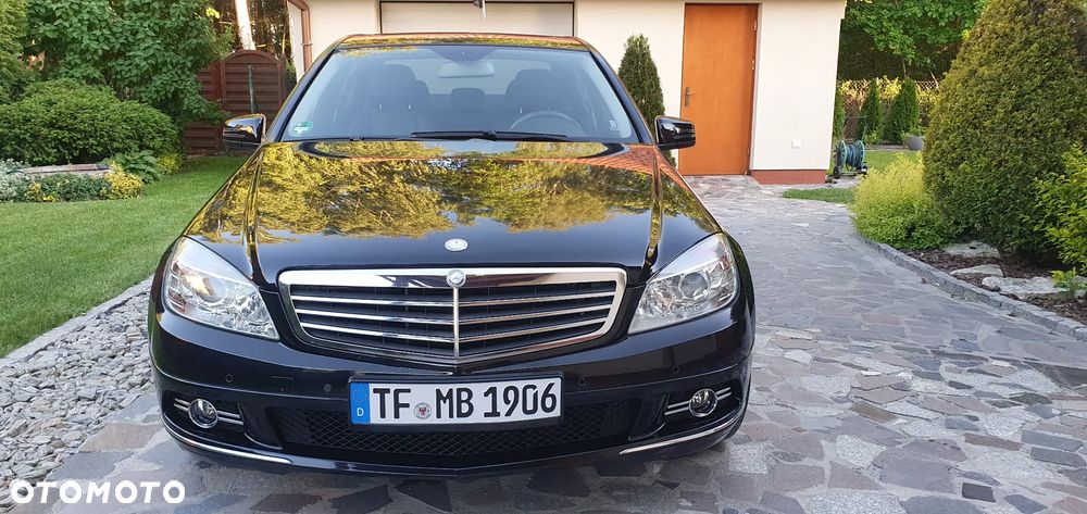 Mercedes-Benz Klasa C 180 CGI Automatik BlueEFFICIENCY Avantgarde - 5
