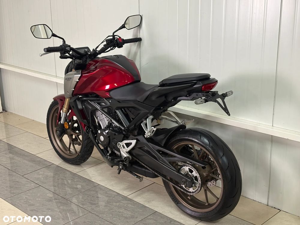 Honda CB - 7