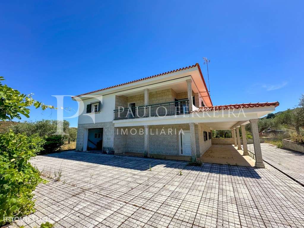 Fantástica moradia T4 - Grande imagem: 2/57