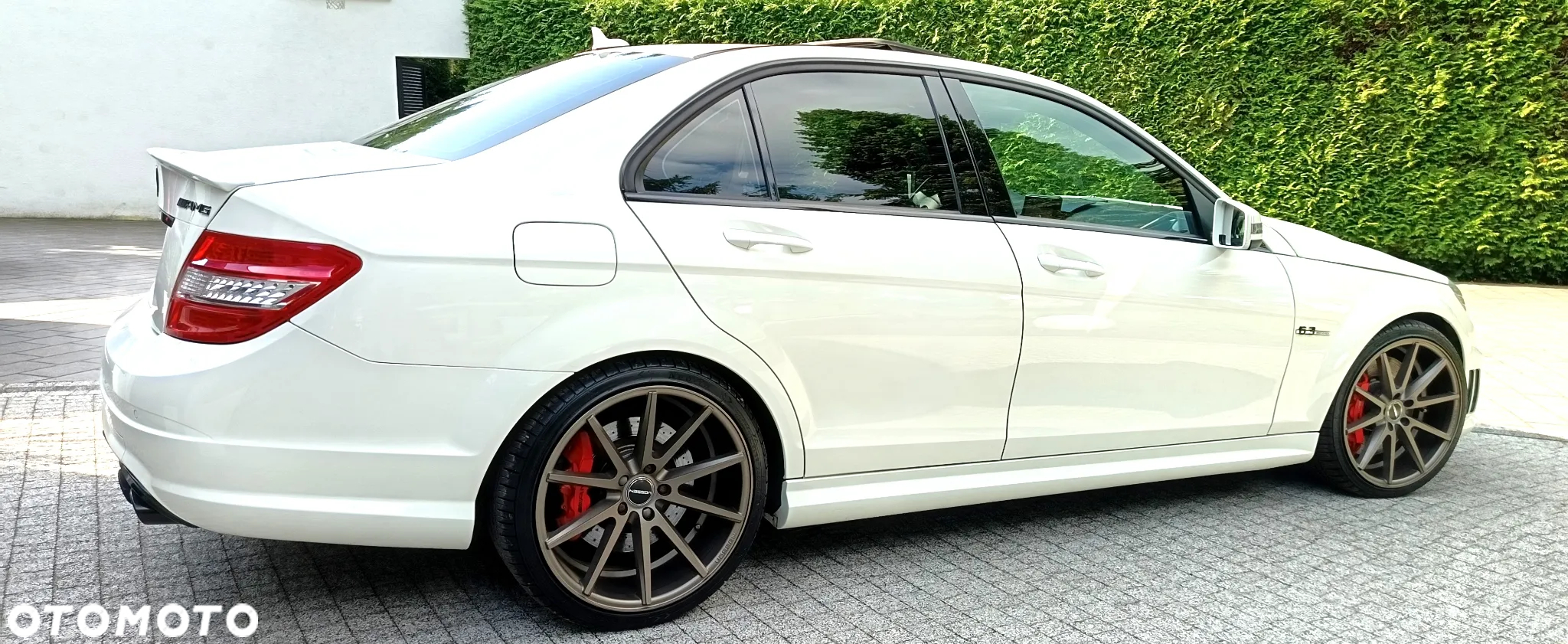 Mercedes-Benz Klasa C 63 AMG - 15