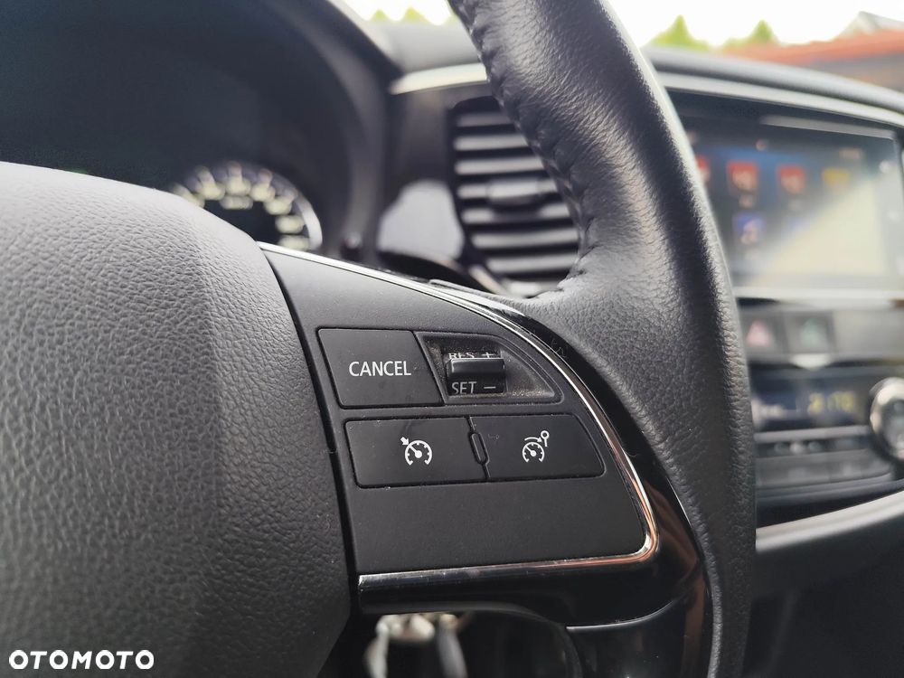 Mitsubishi Outlander 2.0 2WD Inform - 20