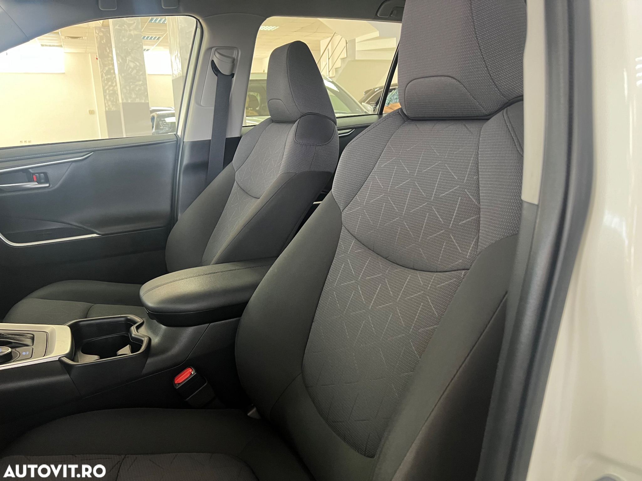Toyota RAV4 - 20