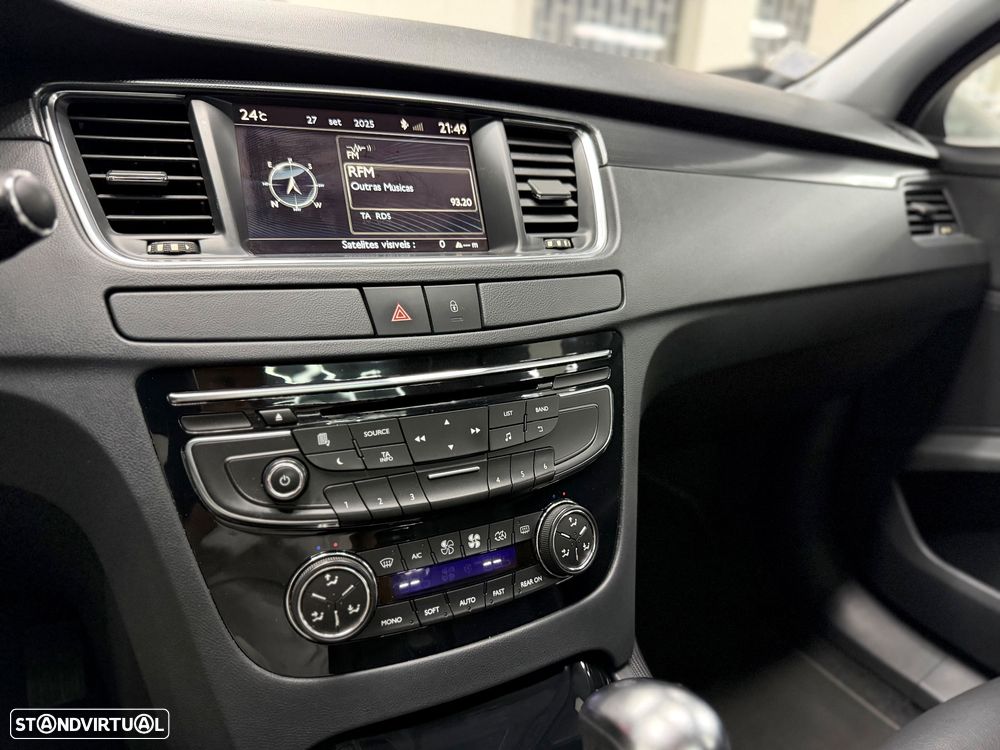 Peugeot 508 SW 1.6 e-HDi Allure CMP6 - 17