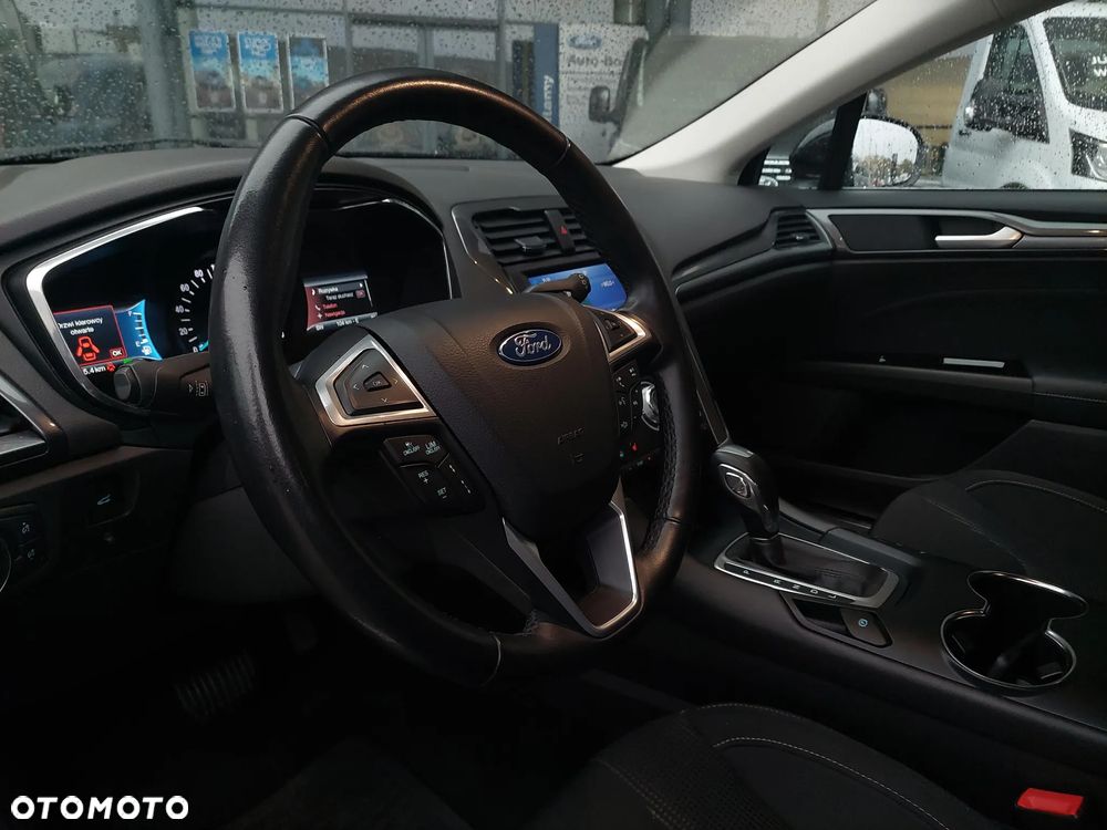 Ford Mondeo 2.0 Hybrid Titanium - 16