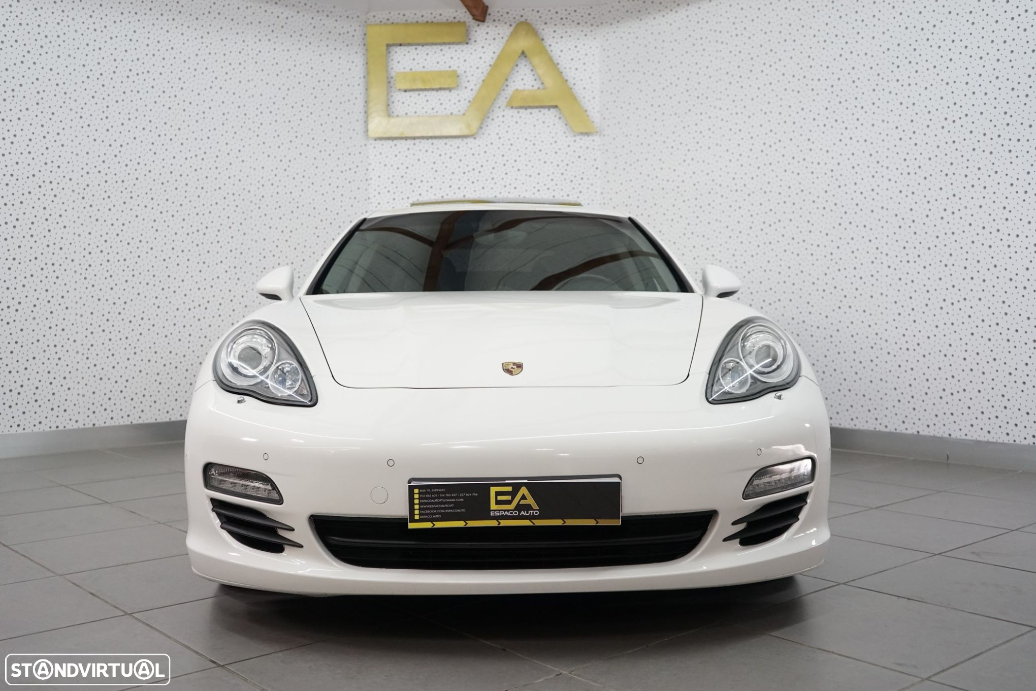 Porsche Panamera Platinum Edition - 2