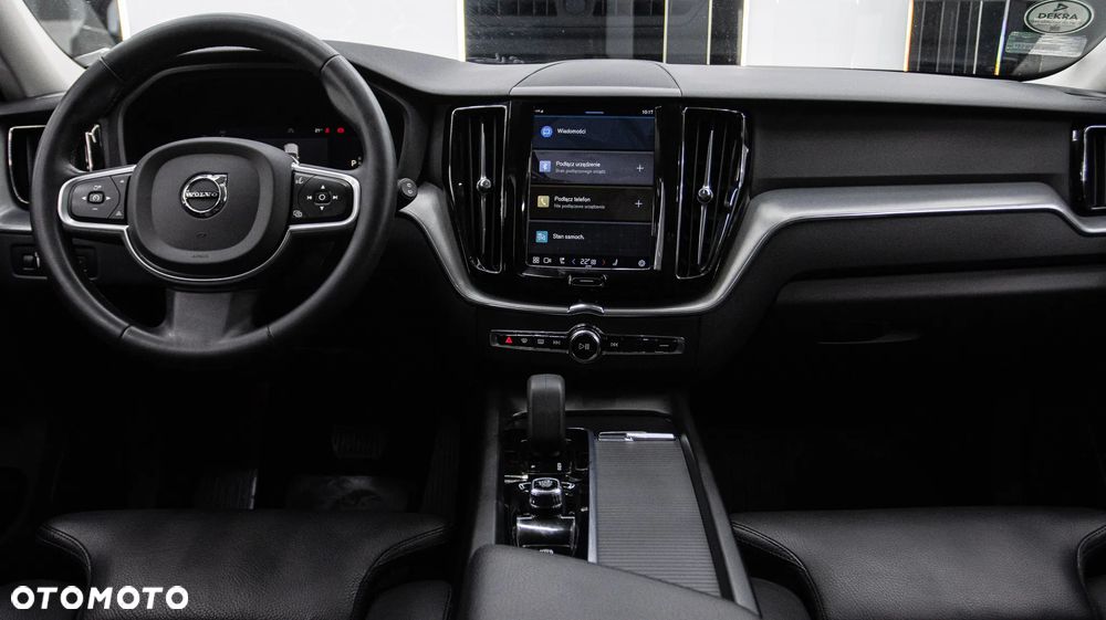 Volvo XC 60 B4 D Momentum Pro - 18