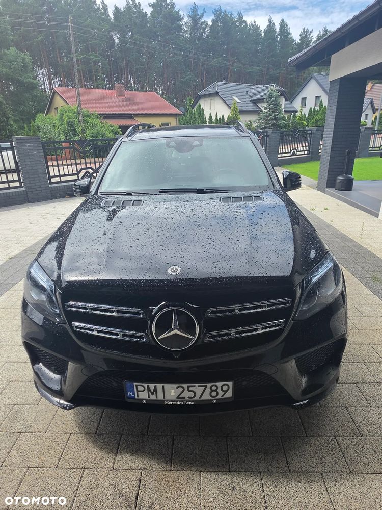 Mercedes-Benz GLS - 4