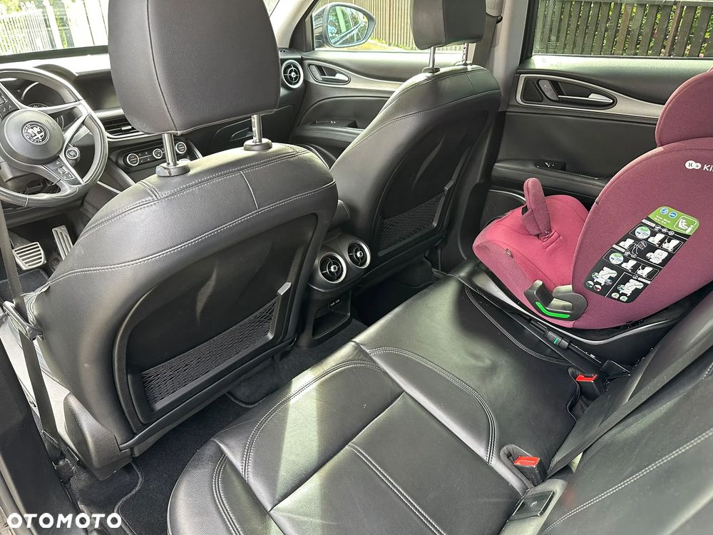 Alfa Romeo Stelvio 2.0 Turbo TI Q4 - 14