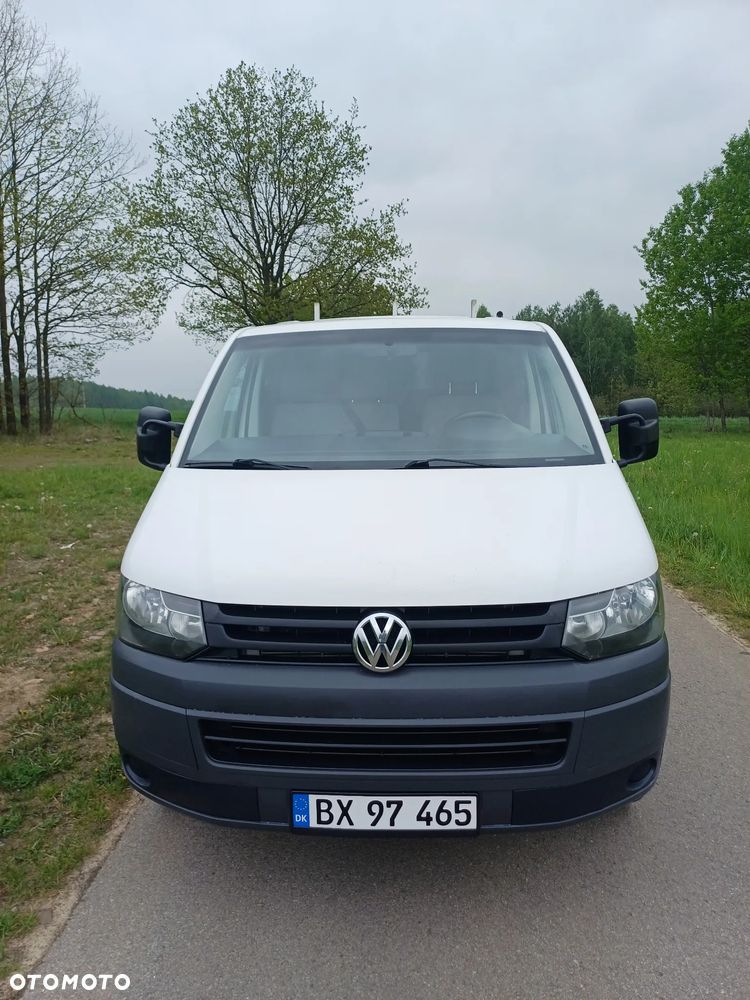 Volkswagen Transporter - 2