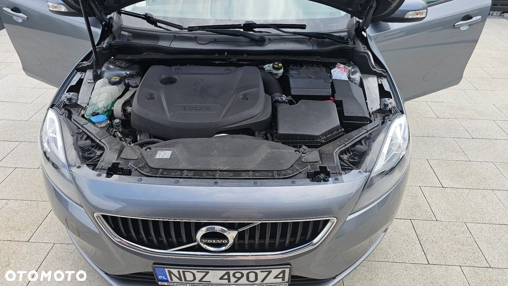 Volvo V40 D2 - 15