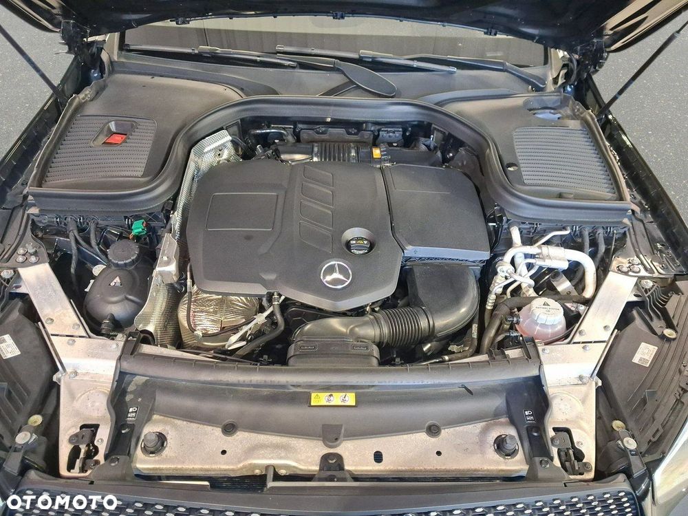 Mercedes-Benz GLC - 40