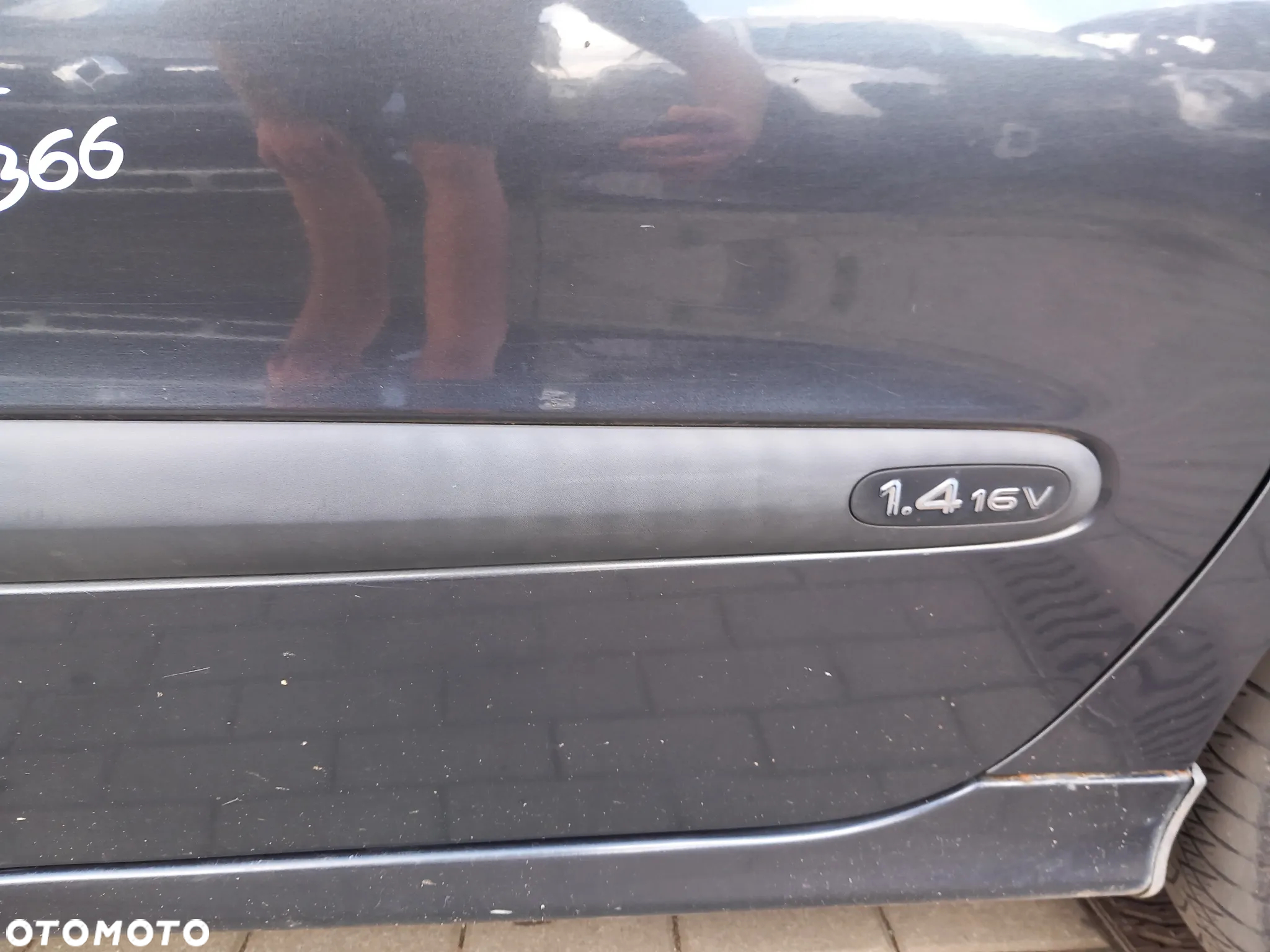 RENAULT SCENIC I DRZWI PRAWE PRZEDNIE PRAWY PRZÓD KOLOR: TEB66 - 6