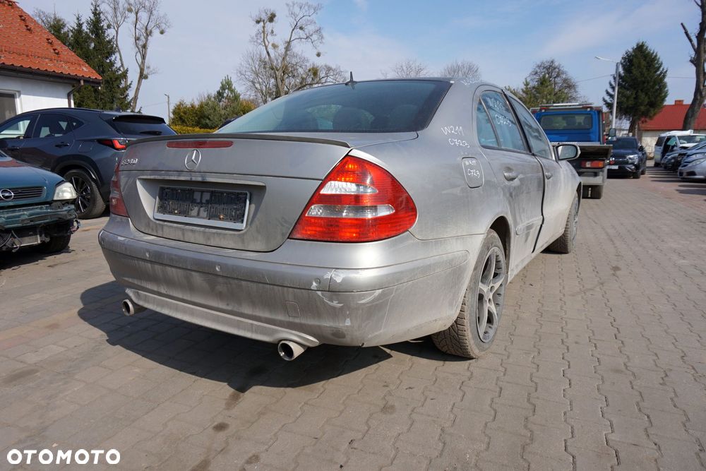 MERCEDES E-KLASA W211 SEDAN 2004 723 2.6 V6 M112913 175KM 722696 SREBRNY CUBANITE na części - 5