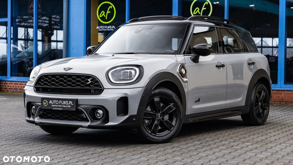 MINI Countryman Cooper SE ALL4 Classic Trim - 2