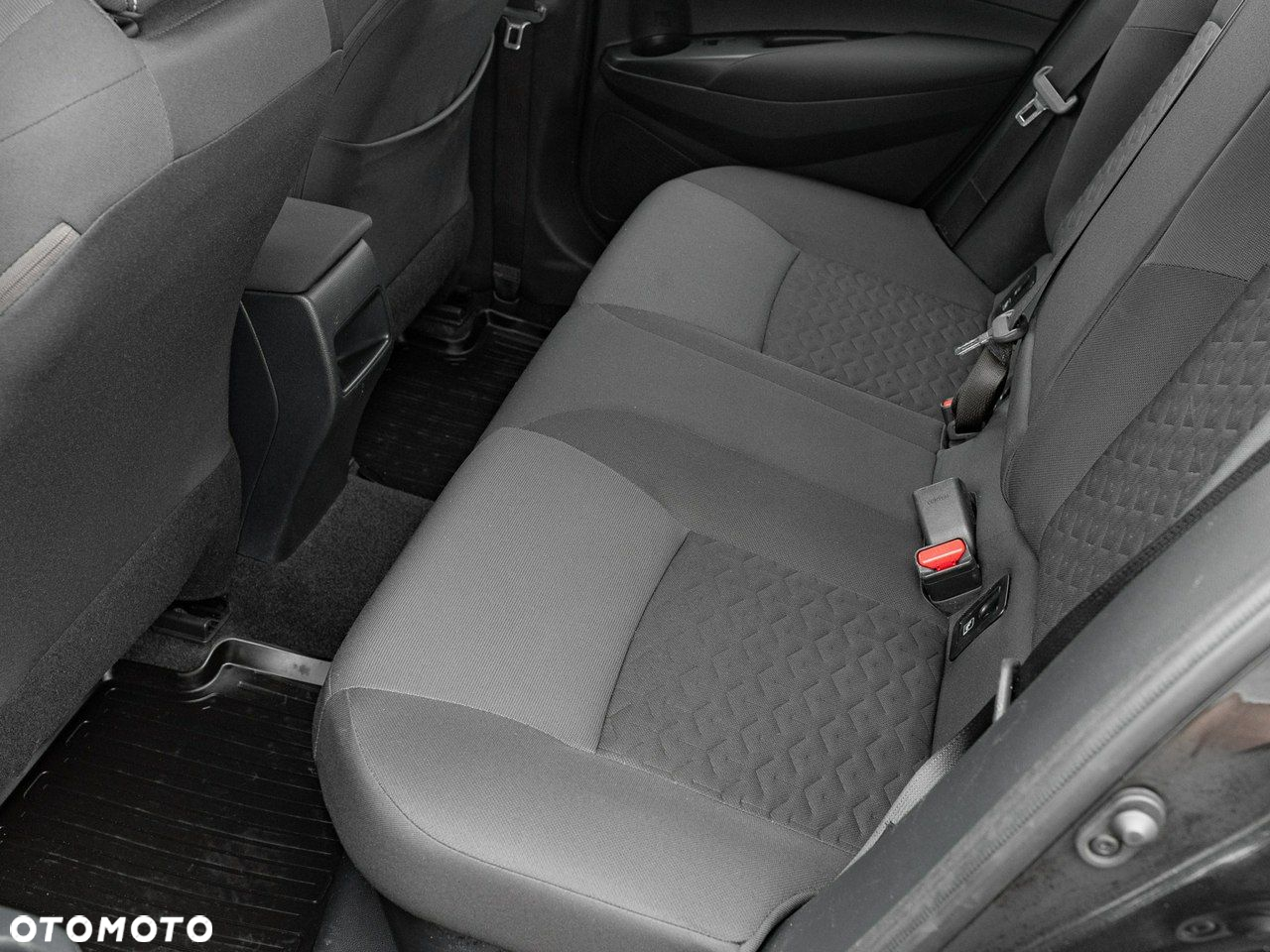 Toyota Corolla 1.8 Hybrid GPF Comfort - 25
