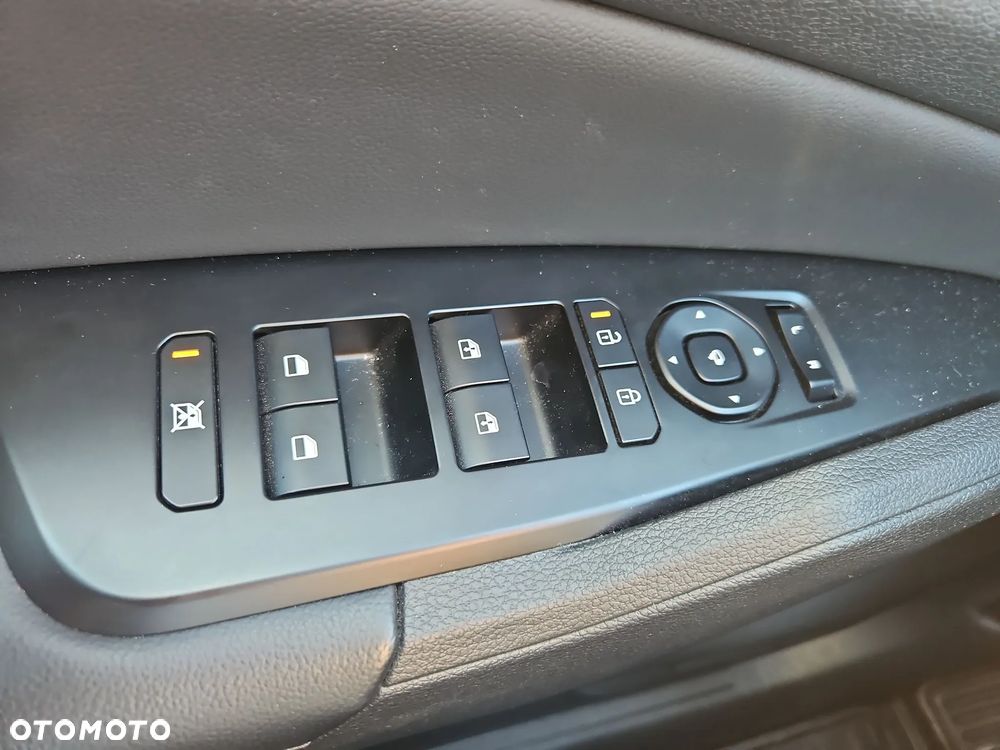Kia Sportage 1.6 T-GDI Business Line 2WD DCT - 19