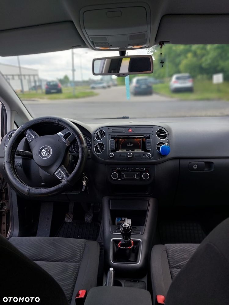 Volkswagen Golf Plus 1.6 TDI BlueMot Comfortline - 6