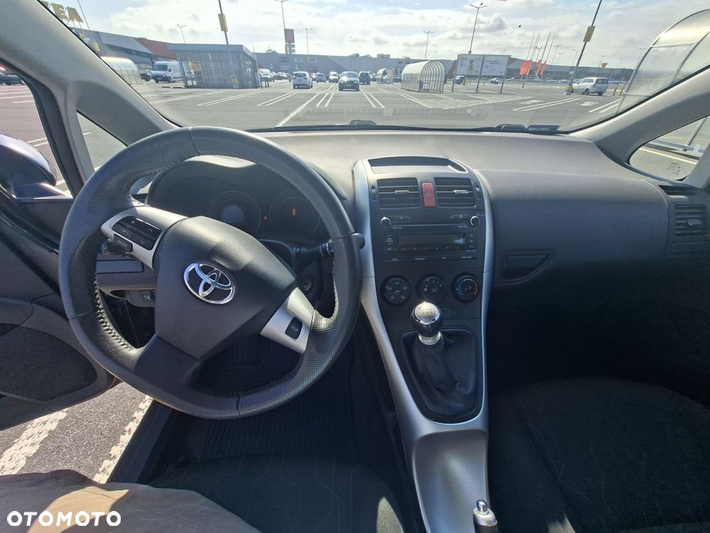 Toyota Auris 1.33 VVT-i Active - 9