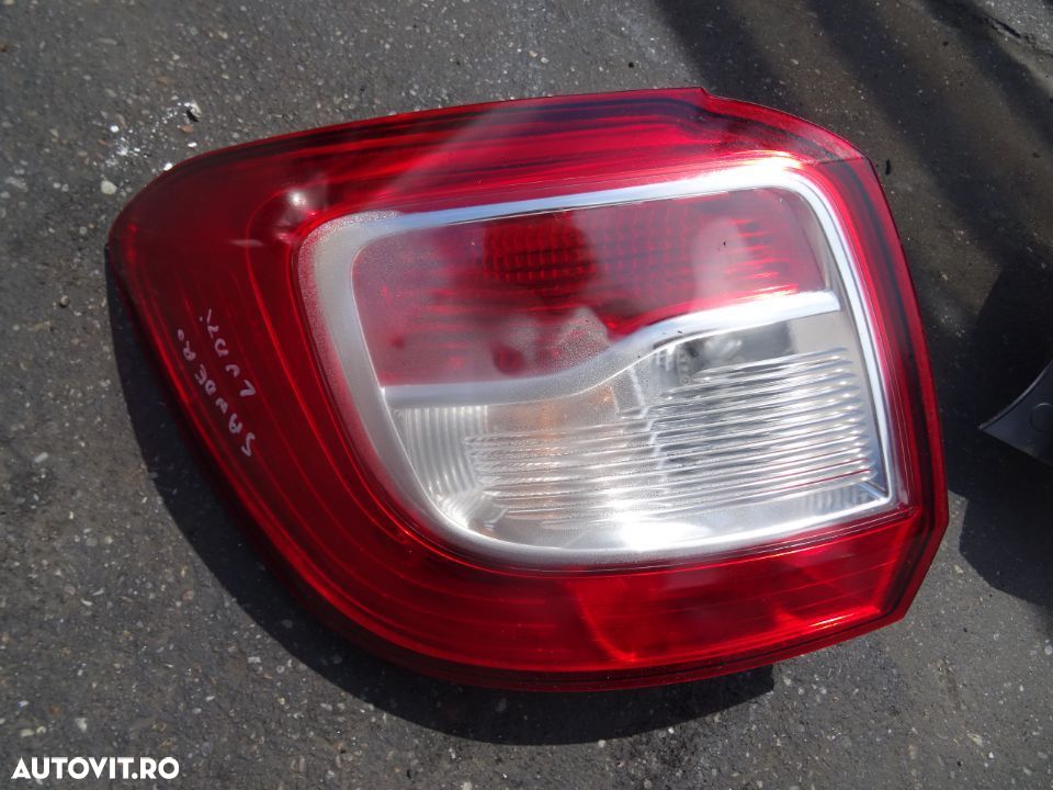 Vand Stopuri Dacia Sandero 2 din 2013 volan pe stanga cod: 265506669R - 2