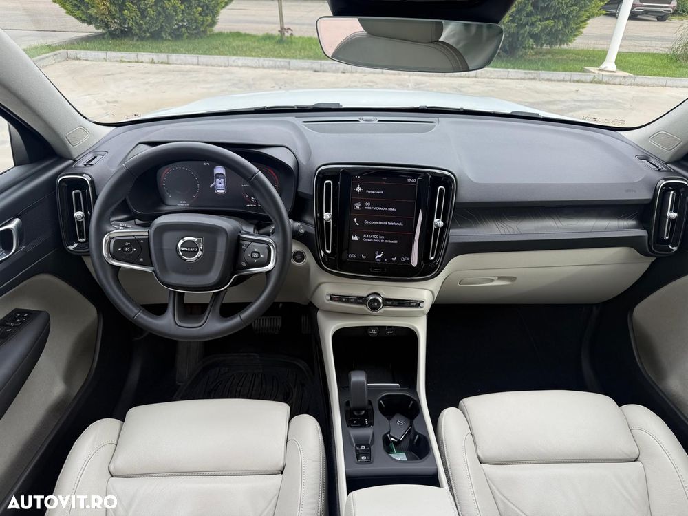 Volvo XC 40 Recharge T4 Twin Engine AT7 Inscription Expression - 7
