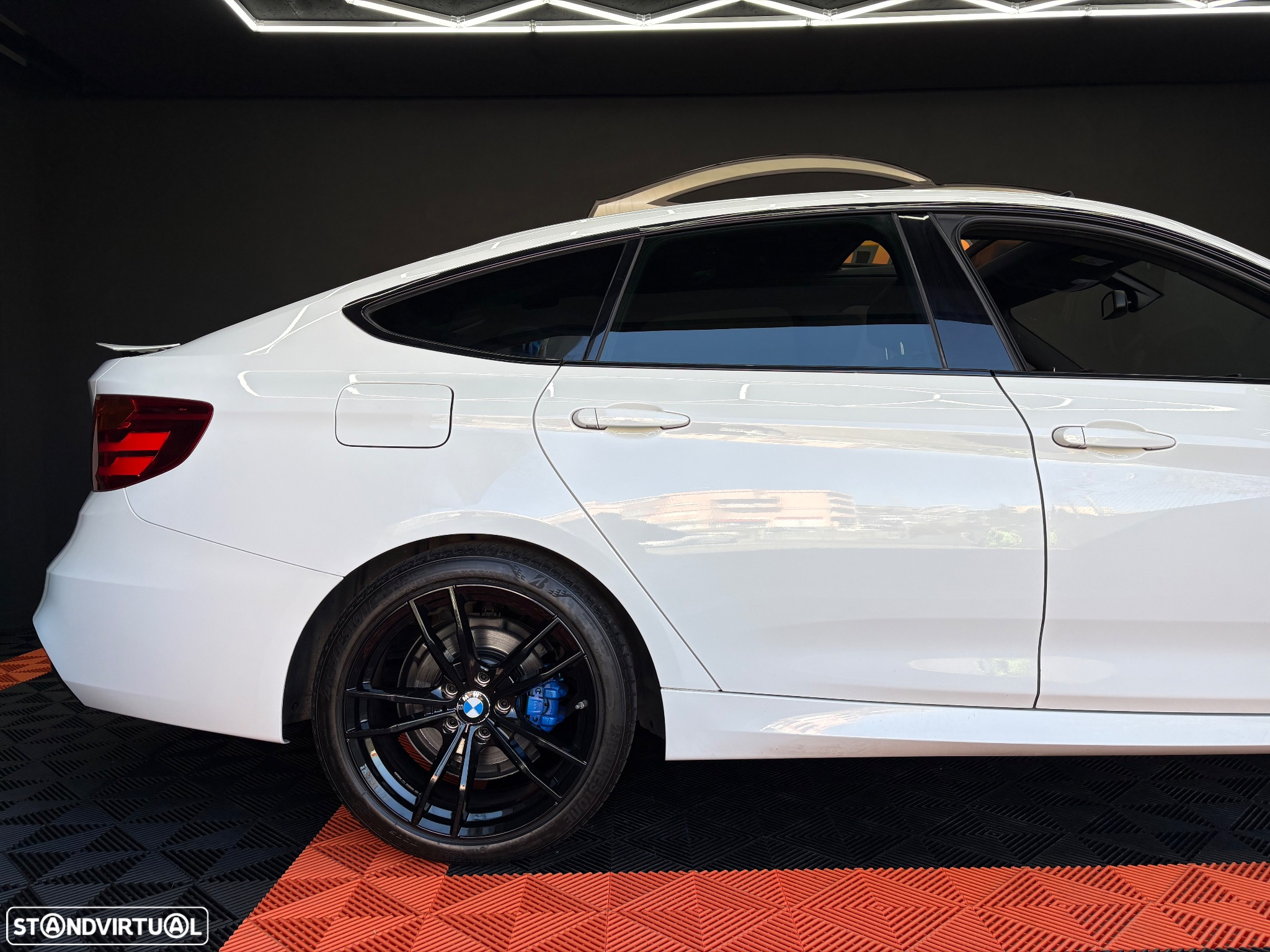 BMW 320 Gran Turismo d Auto Pack M - 24