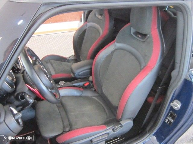 MINI 3 Portas John Cooper Works Auto Desportiva - 33