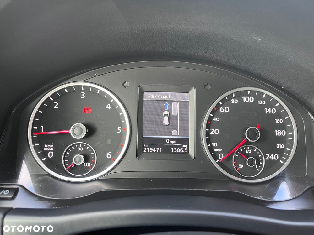 Volkswagen Tiguan 2.0 TDI Perfectline - 10