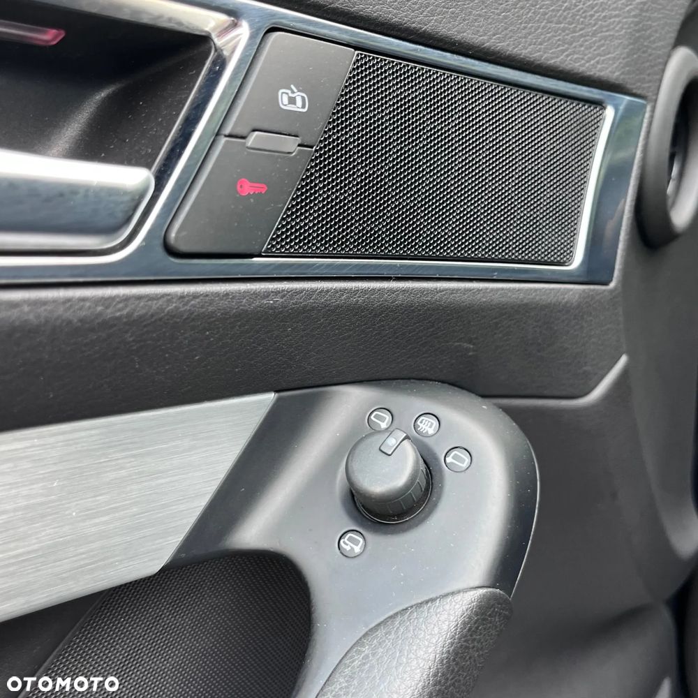 Audi A6 Avant 3.0 TDI DPF quattro tiptronic - 18