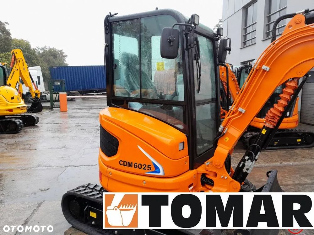 Lonking CDM6025 - 17