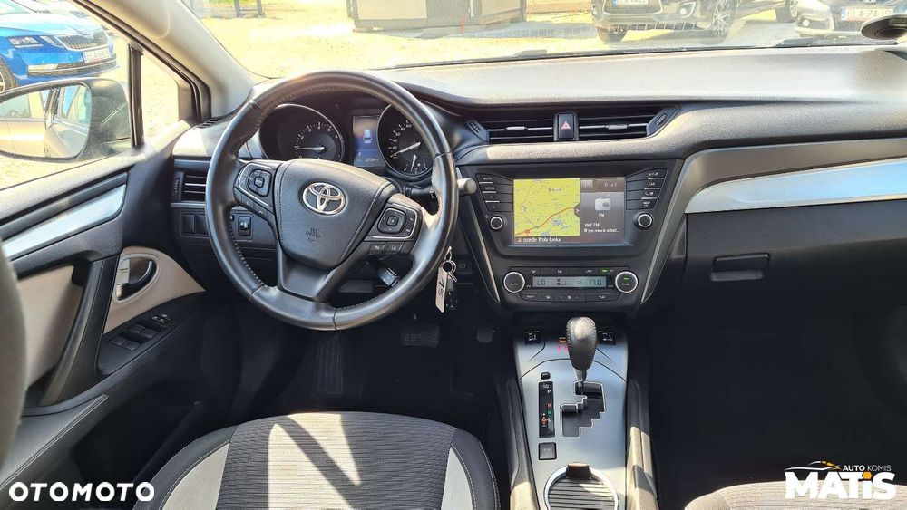 Toyota Avensis - 33