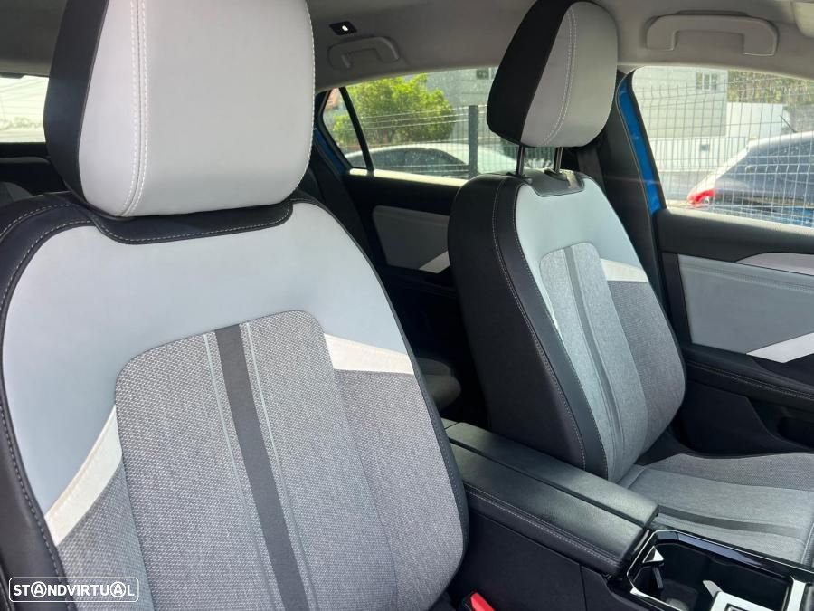 Opel Astra 1.2 T Elegance - 9