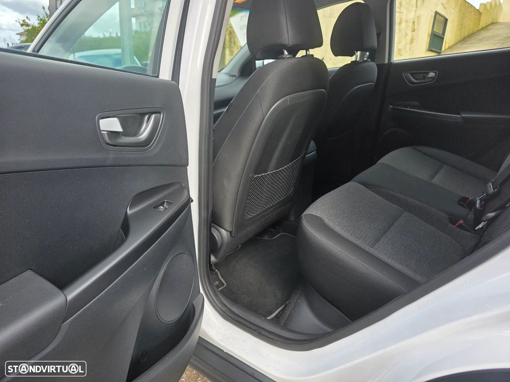 Hyundai Kauai Premium - 11