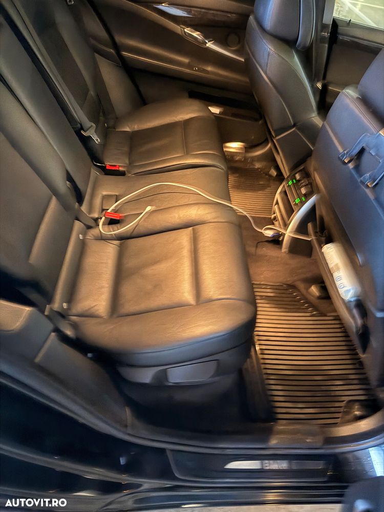 BMW Seria 5 530d Aut. - 9