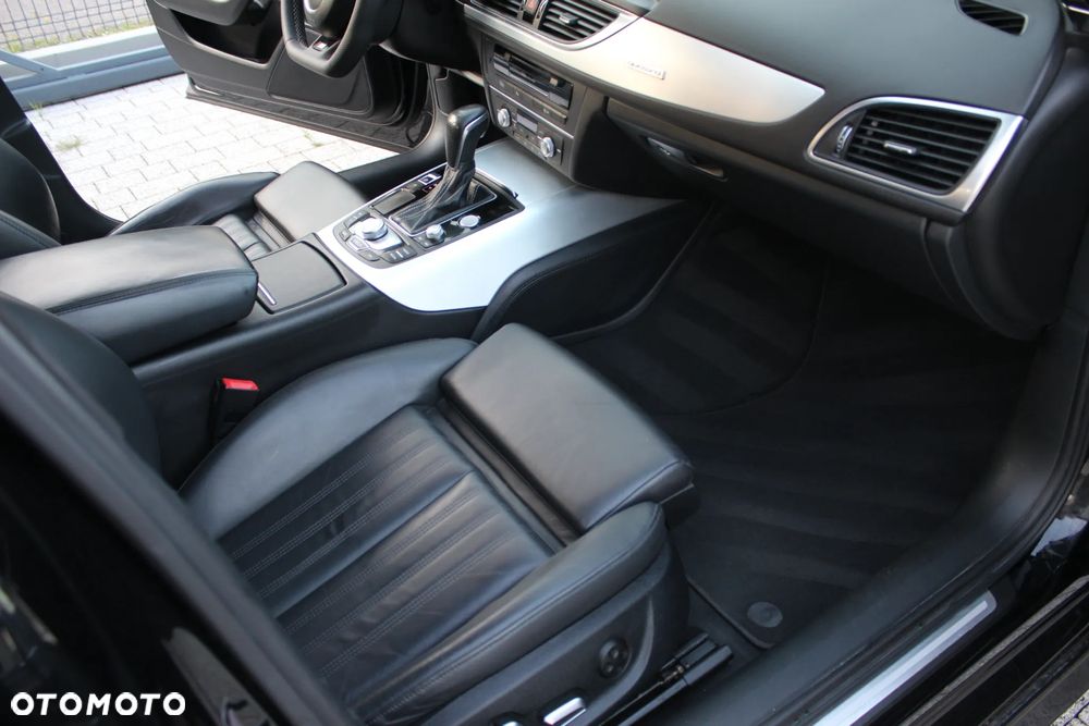 Audi A6 Avant 3.0 TDI quattro S tronic - 13