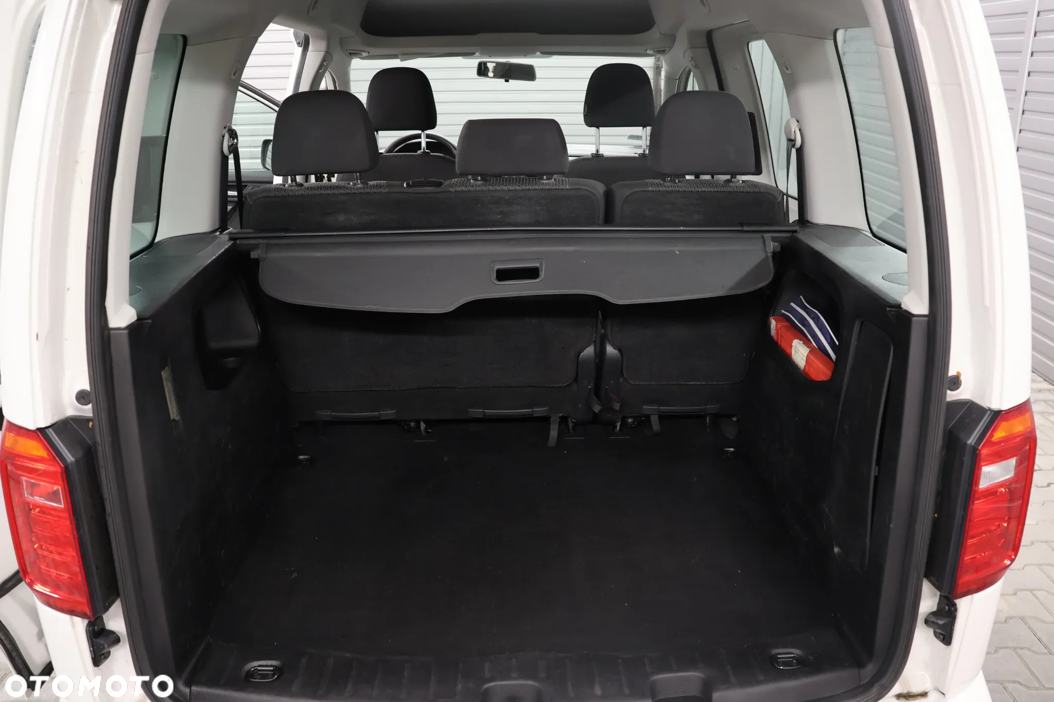 Volkswagen Caddy 2.0 TDI Comfortline - 13