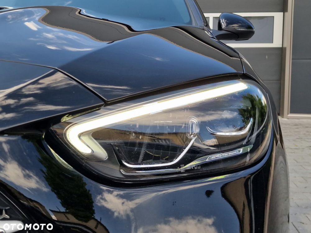 Mercedes-Benz Klasa C 300 d 9G-TRONIC - 8