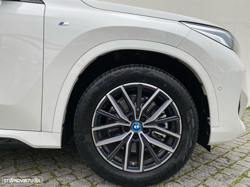 BMW iX1 xDrive30 Pack Desportivo M - 3
