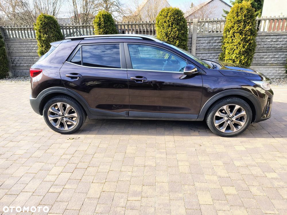 Kia Stonic 1.4 L - 4