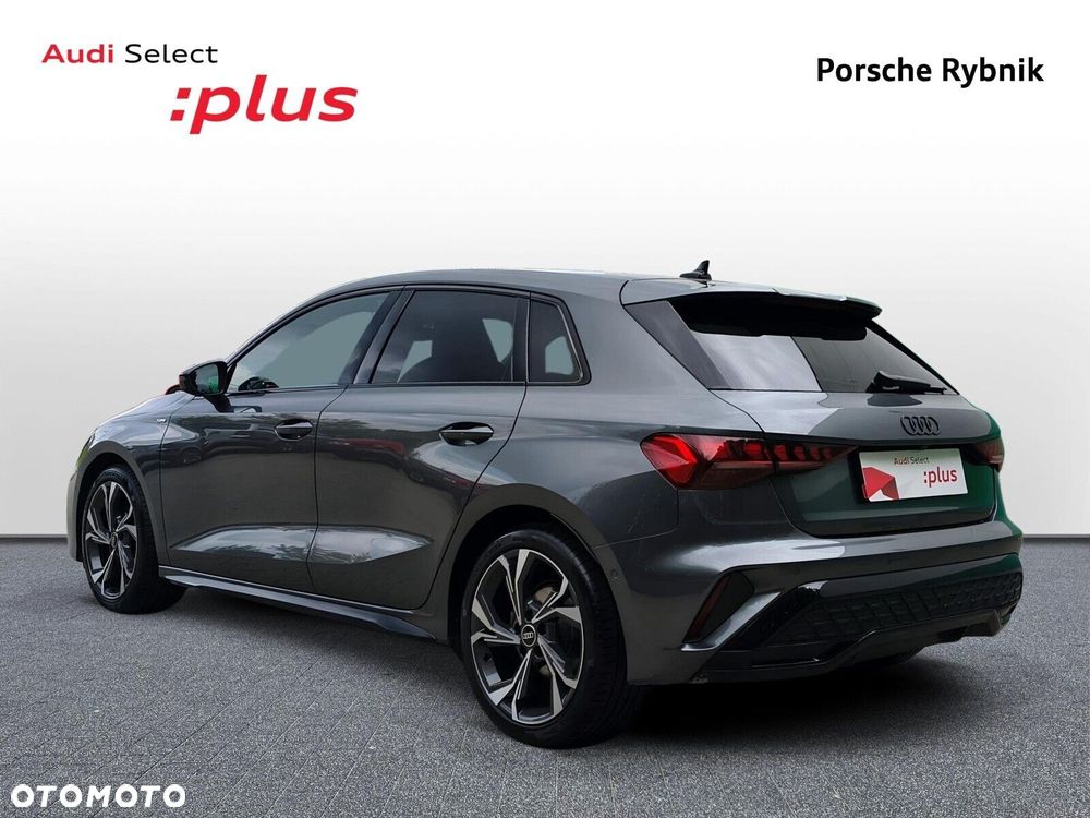 Audi A3 Sportback - 4