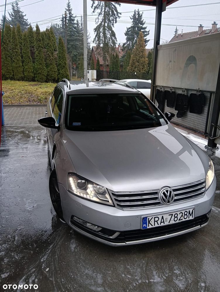 Volkswagen Passat 2.0 TDI Highline - 2